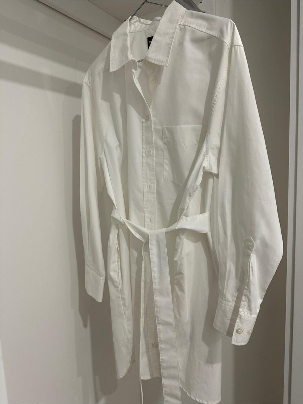 GAP White Shirt with Navy Logo Tag